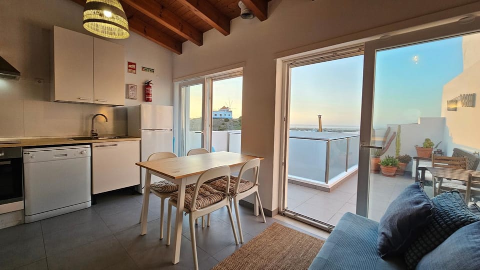 Sea View Apartment Carrapateira Apartment in Faro District