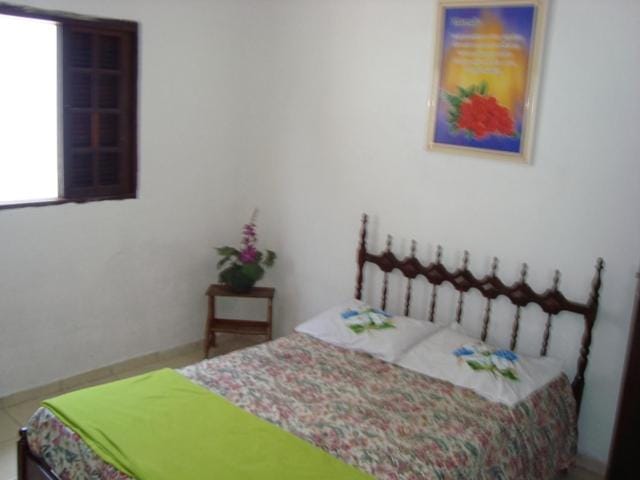 Casa arejada e espaçosa House in Bertioga