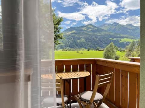Praga Apartments & Restaurant Zell am See-Kaprun Apartment hotel in Piesendorf