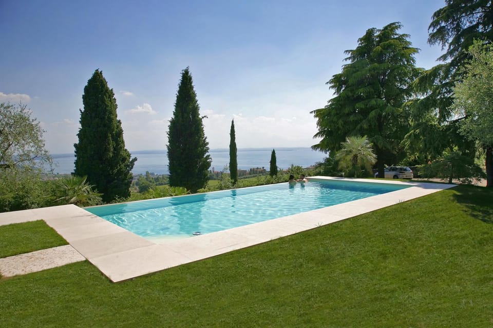 Garden, View (from property/room), Swimming pool