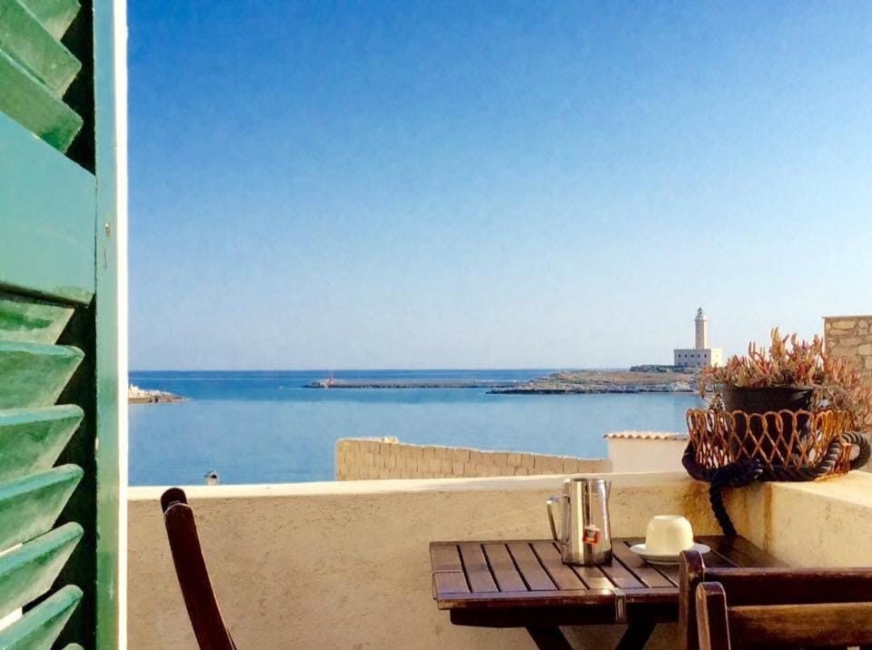 Restaurant/places to eat, Balcony/Terrace, Lounge or bar, Sea view