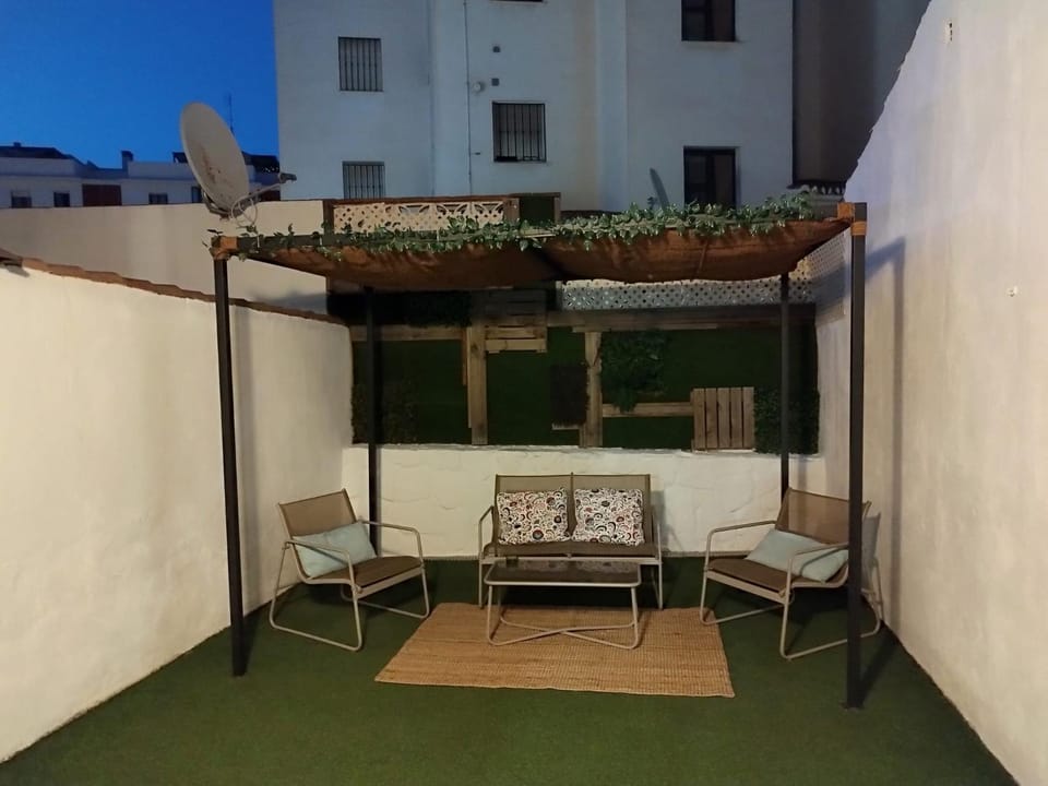 Garden, Balcony/Terrace