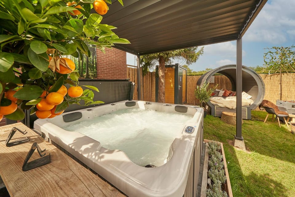B B Huize Hooijer Bed and Breakfast in Overijssel (province)