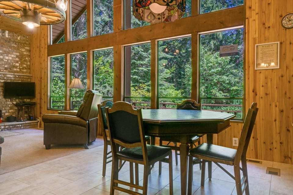 Yakima River Cabin Cabin in King County