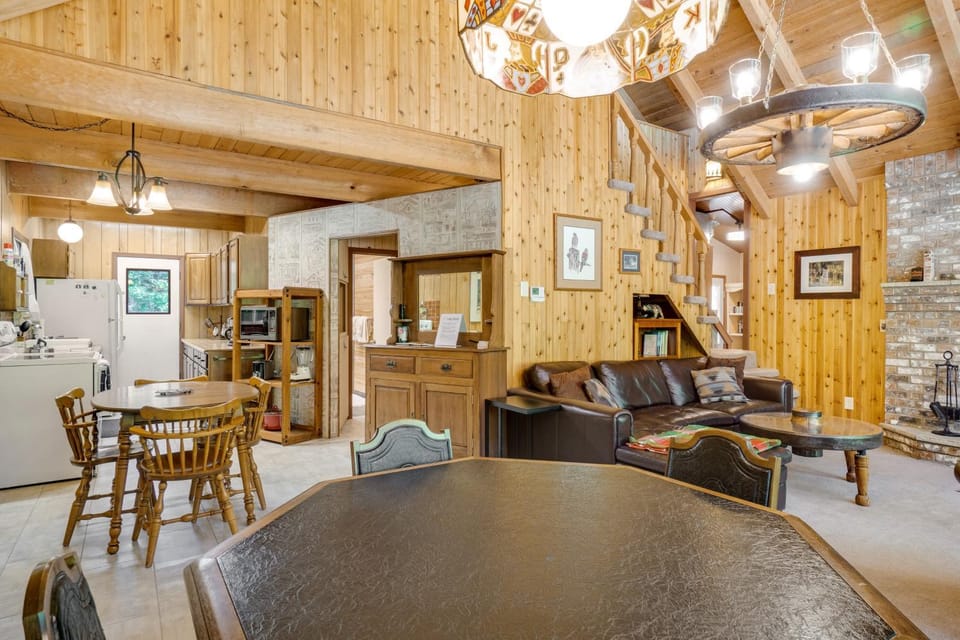 Yakima River Cabin Cabin in King County