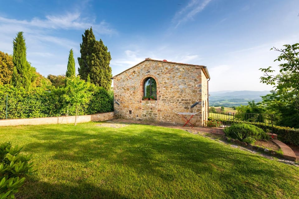 Property building, Natural landscape, Garden, Garden view, Landmark view