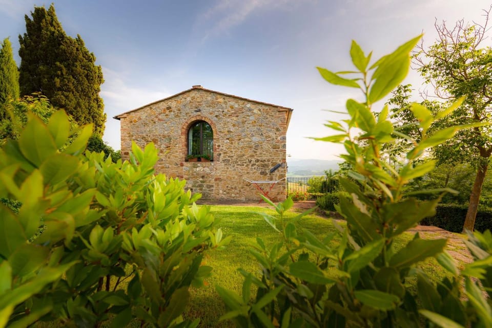 Property building, Natural landscape, Garden, Garden view