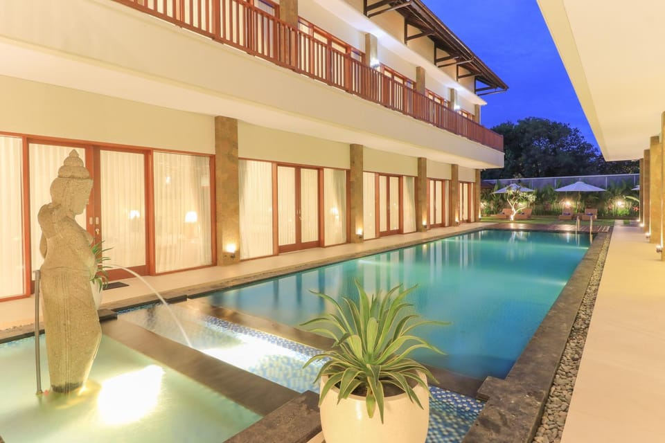 Property building, Swimming pool