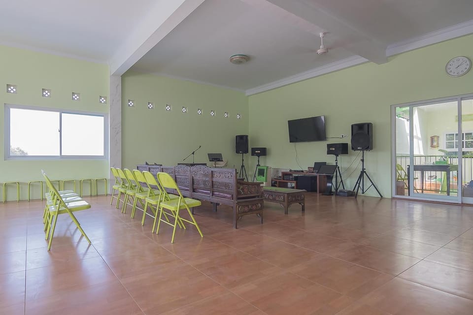 Meeting/conference room