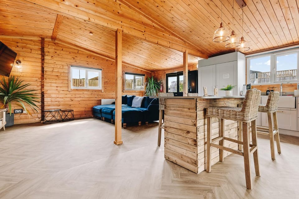 Nestledstays - The Farm Lodge Apartment in Arun District