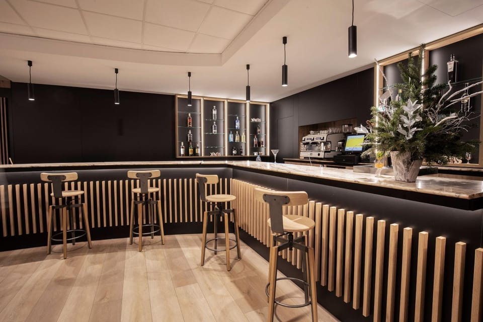Lounge or bar