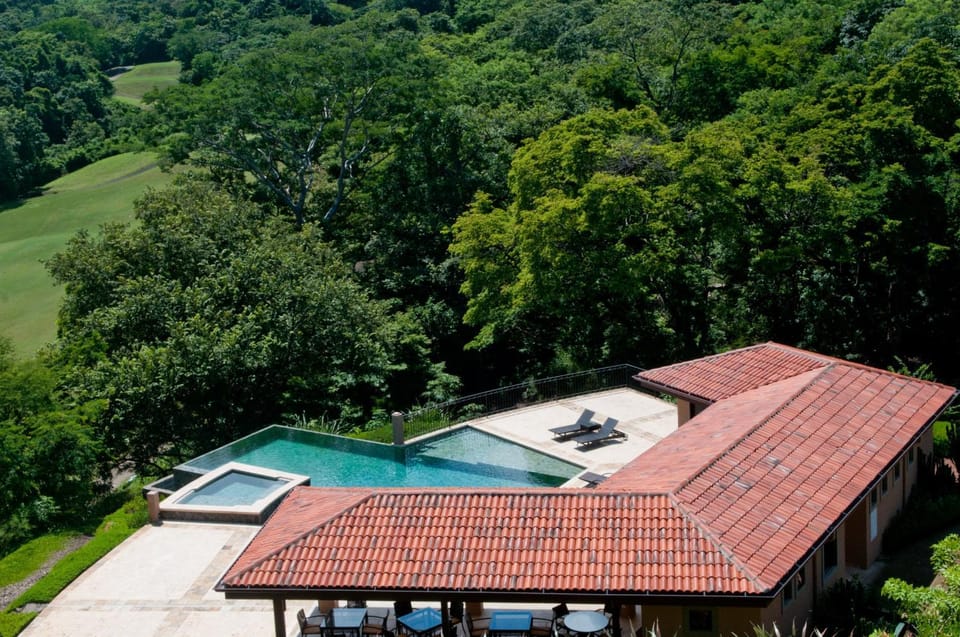Incredible Ocean-View Penthouse - Jobo - Reserva Conchal Golf Resort House in Guanacaste Province