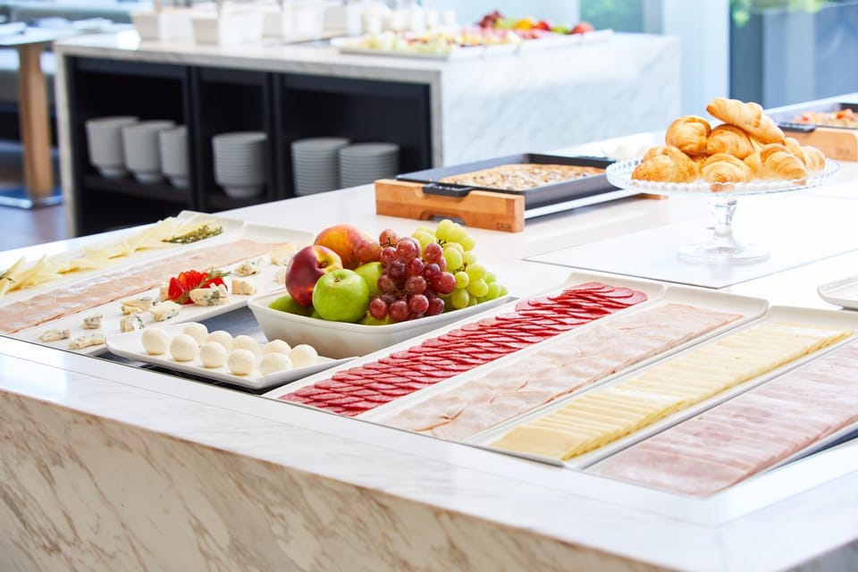 Buffet breakfast