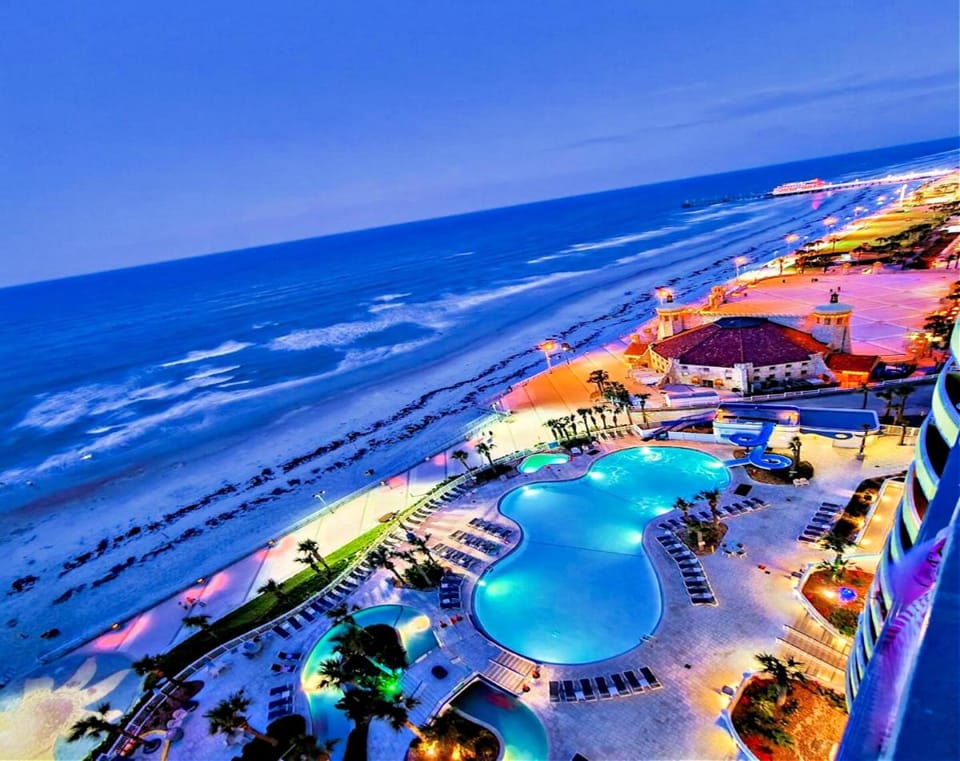Wyndham Ocean Walk Resort - Vacation in Comfort and luxury - 1 BR Direct Oceanfront 1007 Apartment in Florida