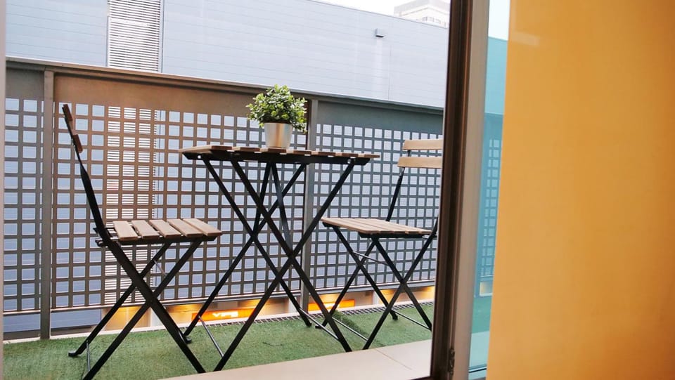 Oshun Madrid Norte Seasonal Living Lofts Apartment in Madrid