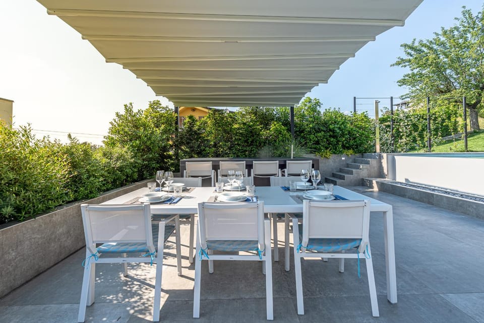 Patio, Balcony/Terrace, Dining area