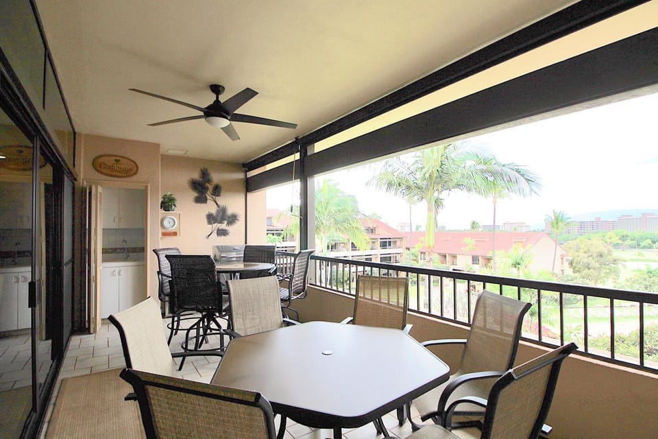 Patio, BBQ facilities, Balcony/Terrace, Balcony/Terrace, Seating area, Dining area, Pool view, Sea view