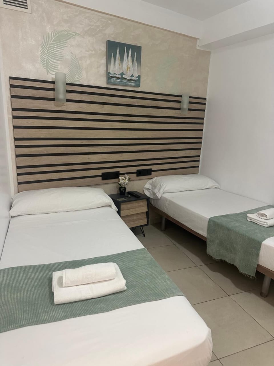 Hostal Alegria Alicante Bed and Breakfast in Alicante