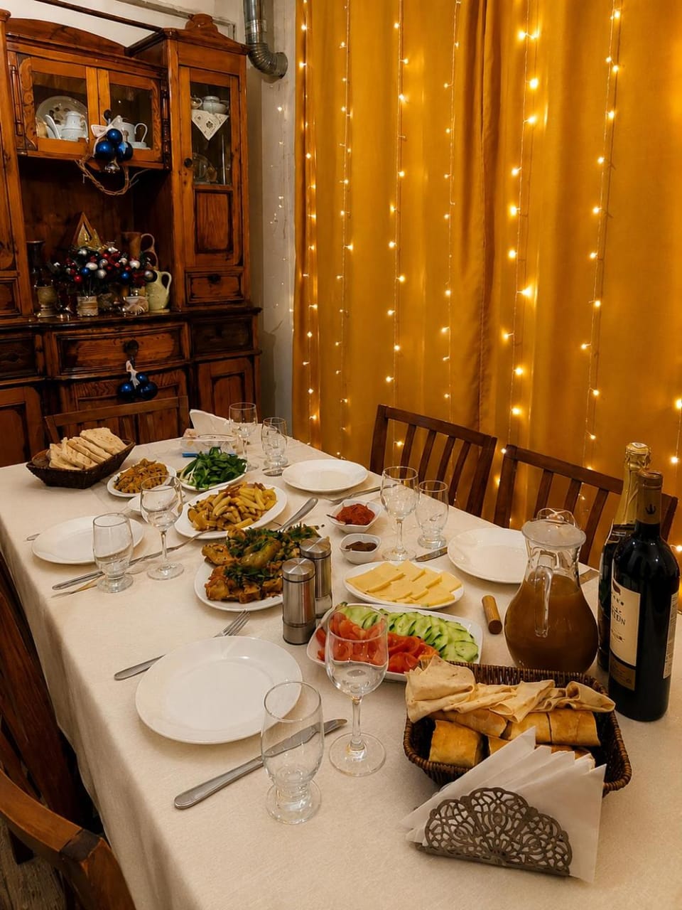 Food and drinks, Food, Lunch, Dinner