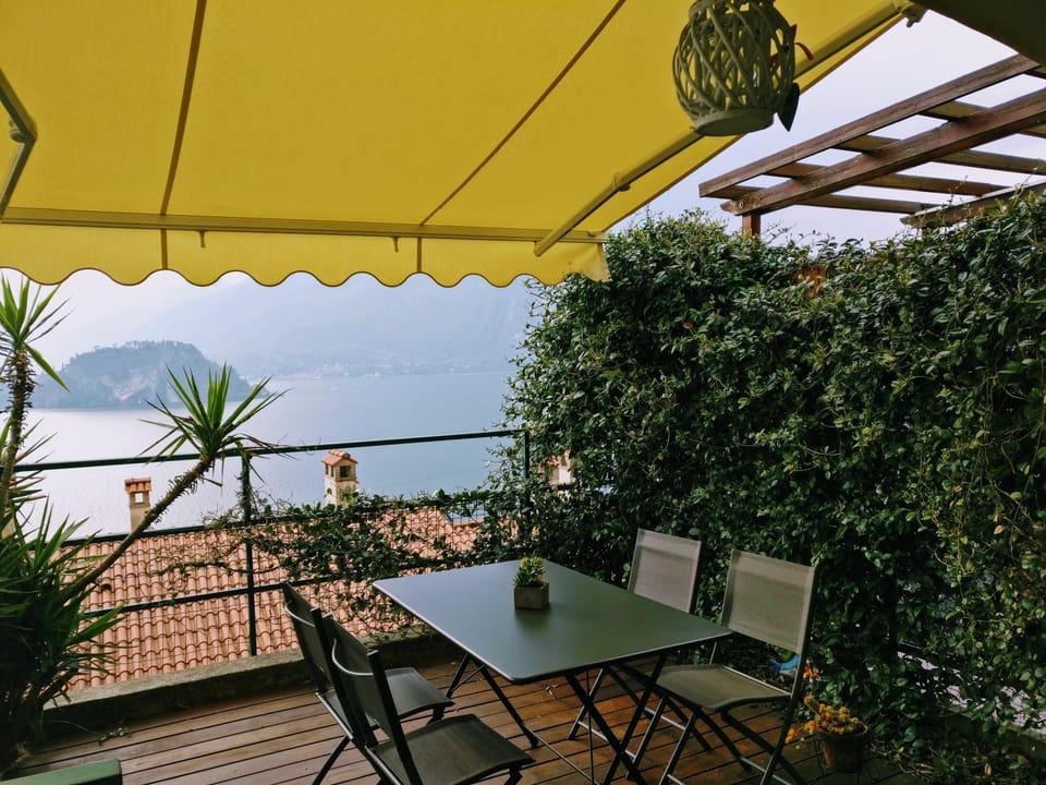The Owl House Apartment in Province of Lecco