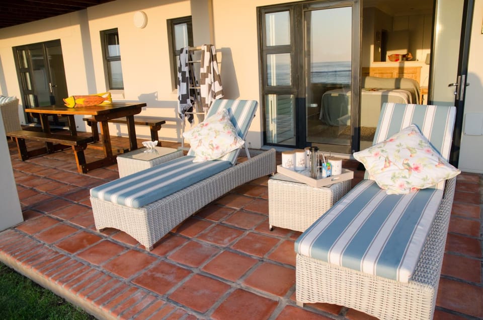 Patio, View (from property/room), Seating area, sunbed
