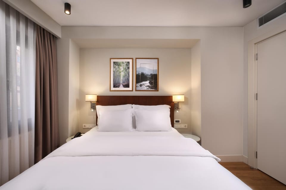 Bed, Decorative detail, Bedroom