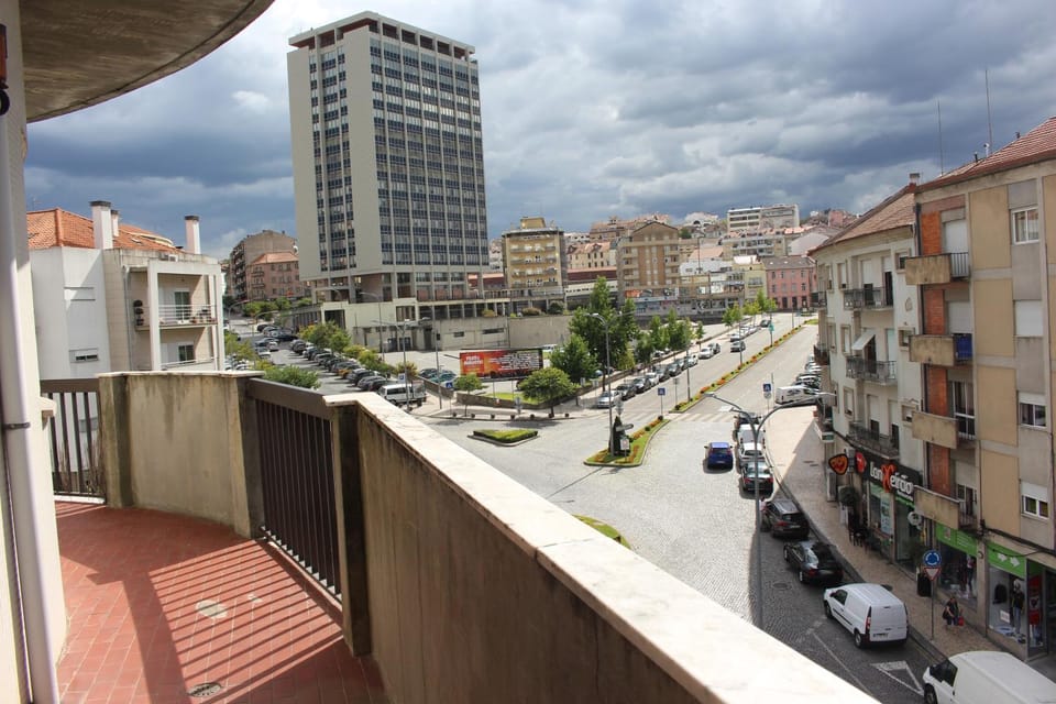 Property building, Balcony/Terrace, City view, Street view