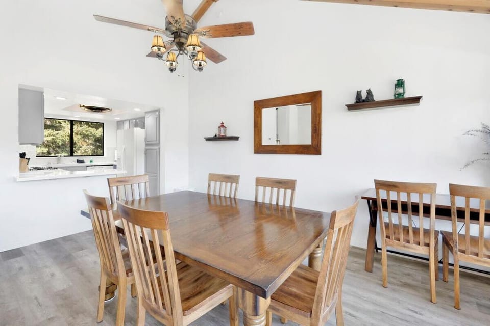 Sunny Side Up - Golf & Ski Townhouse at Bear Mountain Resorts House in Big Bear