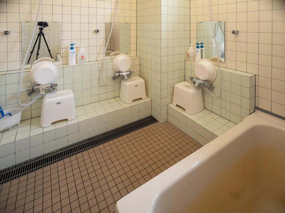 Bathroom, Spa and wellness centre/facilities