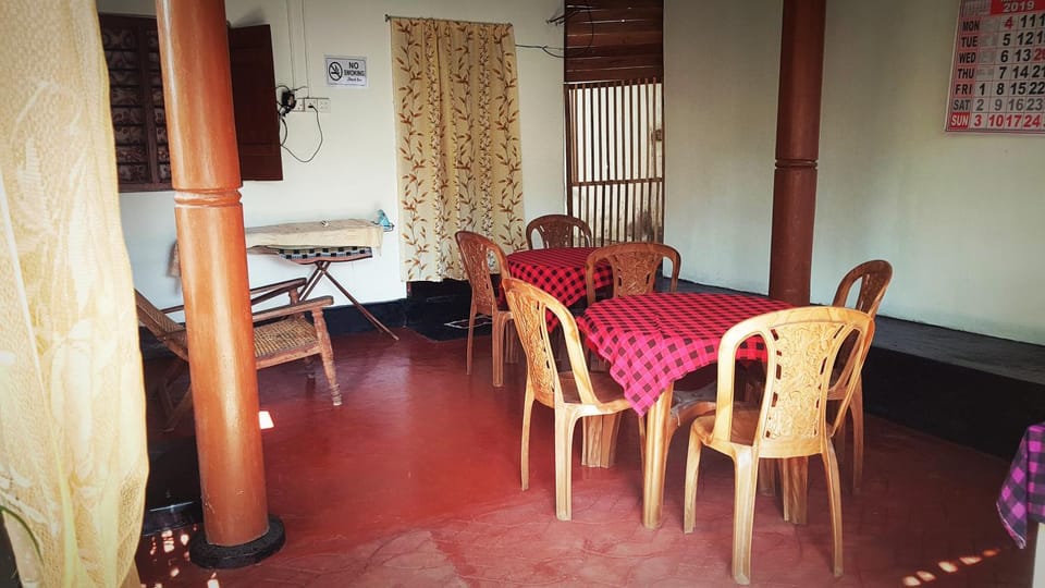 DERO BEACH HOLIDAY HOME Bed and Breakfast in Sri Lanka
