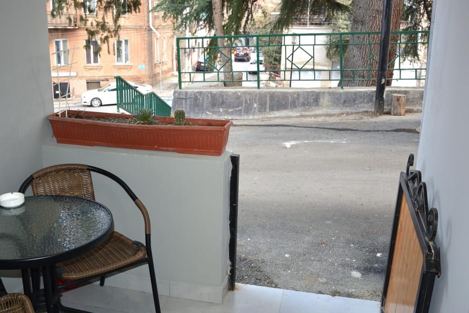 Patio, Day, View (from property/room), Balcony/Terrace, Dining area