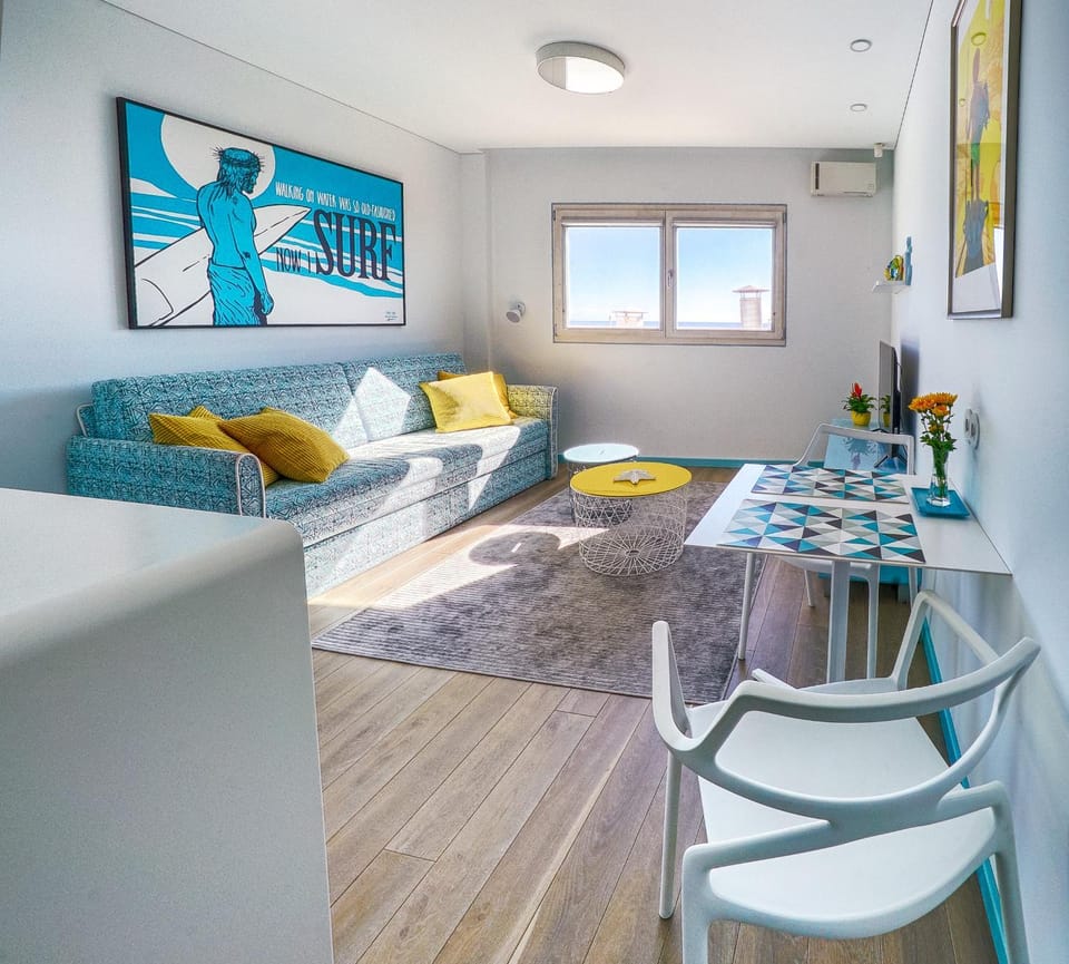 Living room, Photo of the whole room, Bedroom
