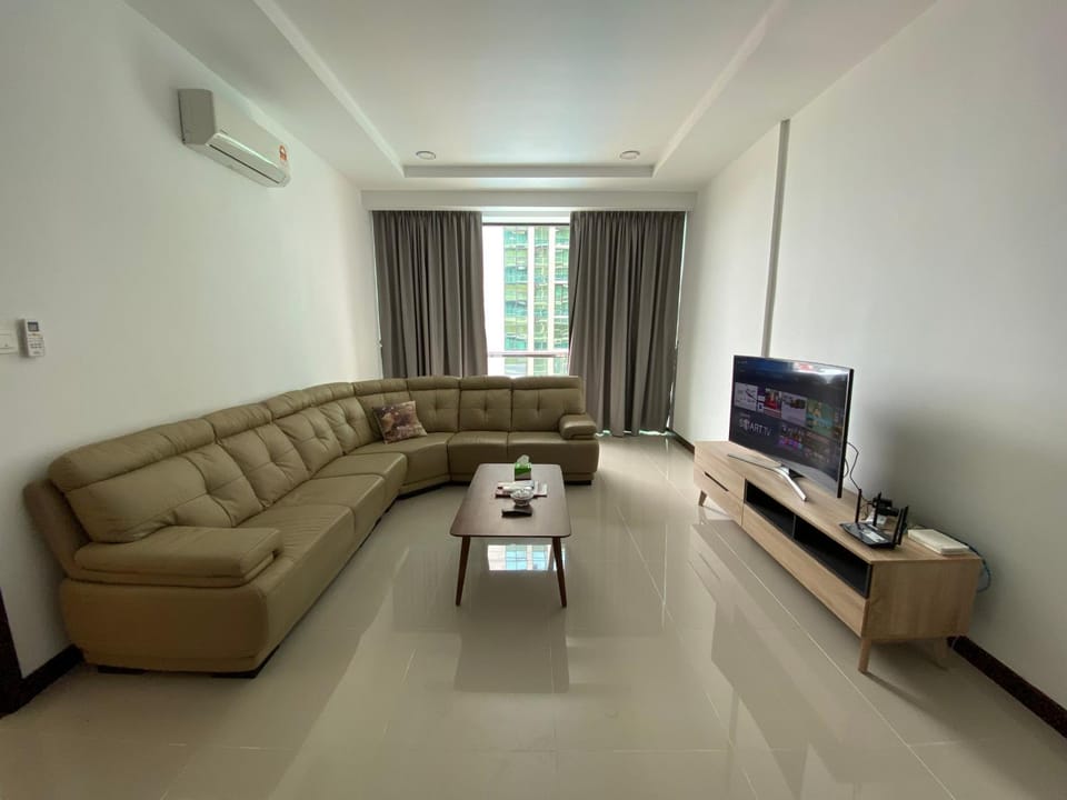 Communal lounge/ TV room, TV and multimedia, Living room, Seating area