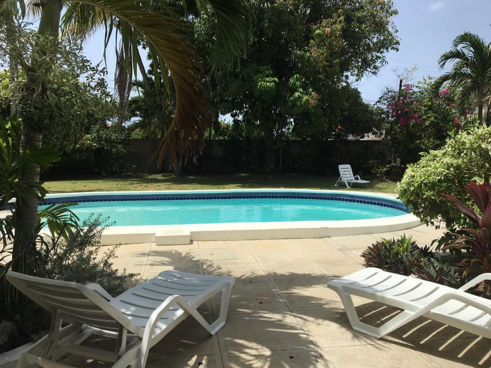 Patio, Garden, Swimming pool