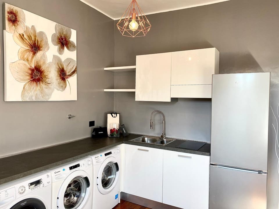 Kitchen or kitchenette, Living room, Communal kitchen, Area and facilities, Inner courtyard view