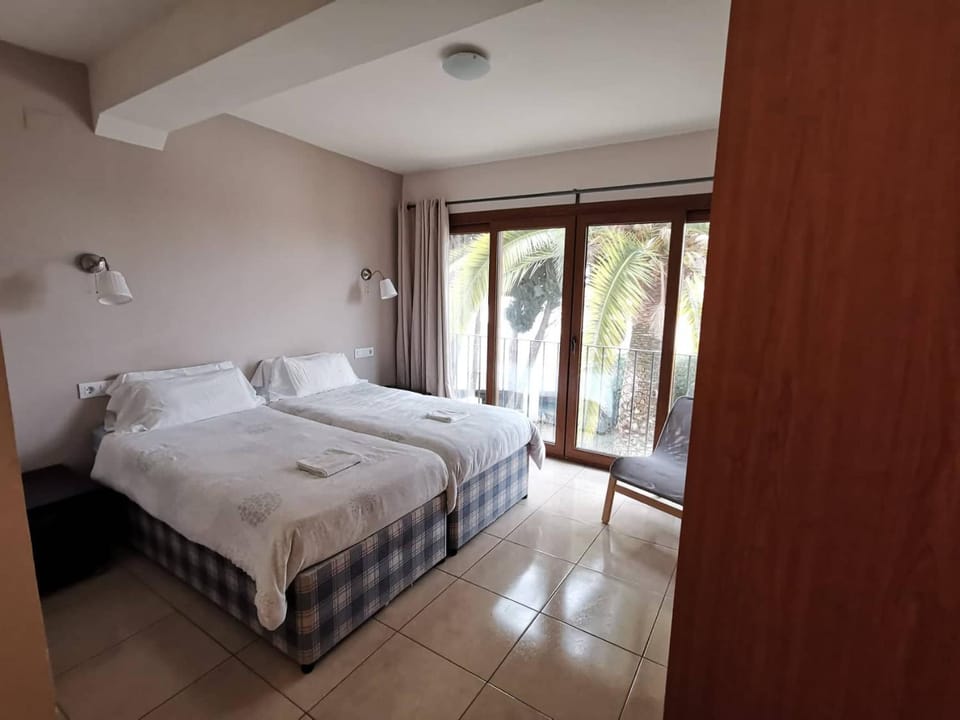 Hostal Gran Sol Bed and Breakfast in Calp