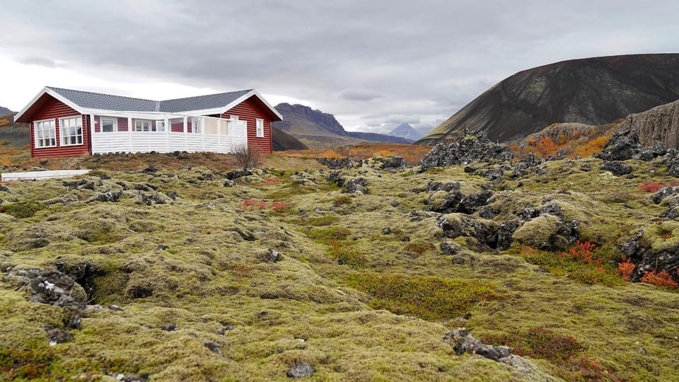 Property building, Nearby landmark, Spring, Day, Natural landscape, Mountain view