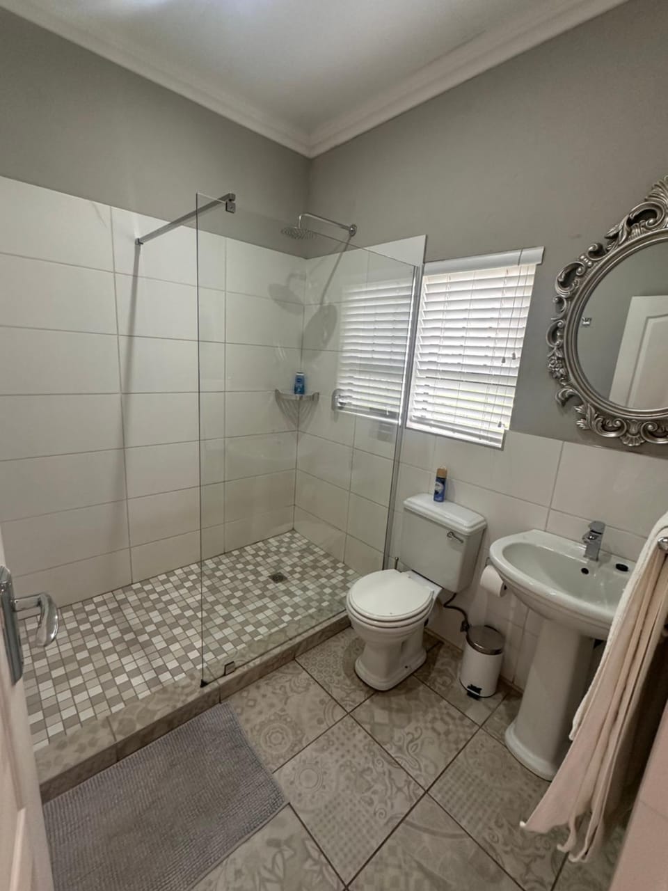 Steenkoppies estate semi self catering unit 1 Apartment in Gauteng