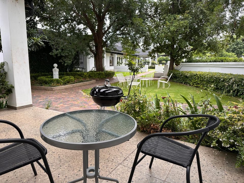 Steenkoppies estate semi self catering unit 1 Apartment in Gauteng