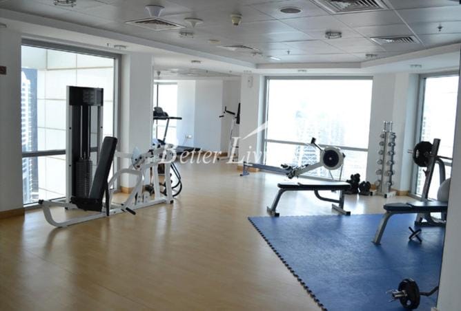 La Rivera Rooms for Ladies Apartment in Dubai