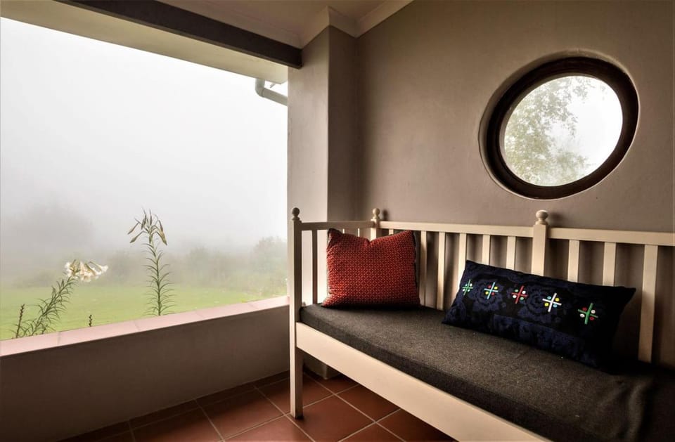 Patio, Garden, Seating area, Garden view, Garden view, Mountain view