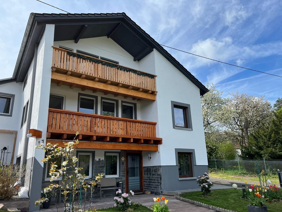 Nordschleife Apartment A1 Für bis zu 10 Personen Apartment in Ahrweiler