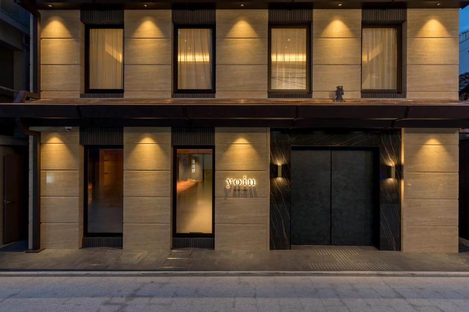 Property building, Facade/entrance