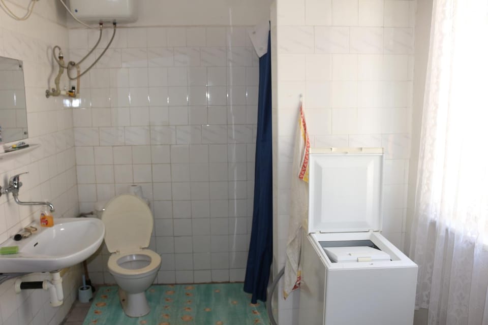 Toilet, Bathroom
