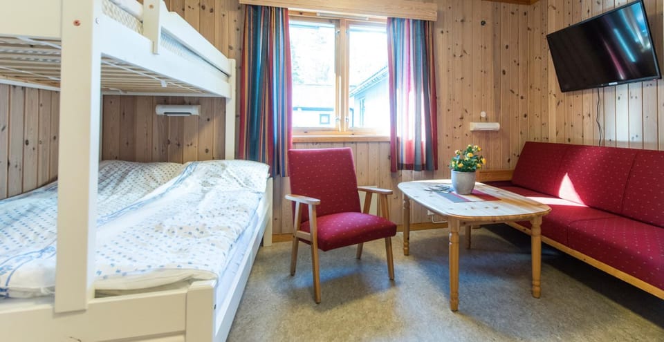 Photo of the whole room, bunk bed