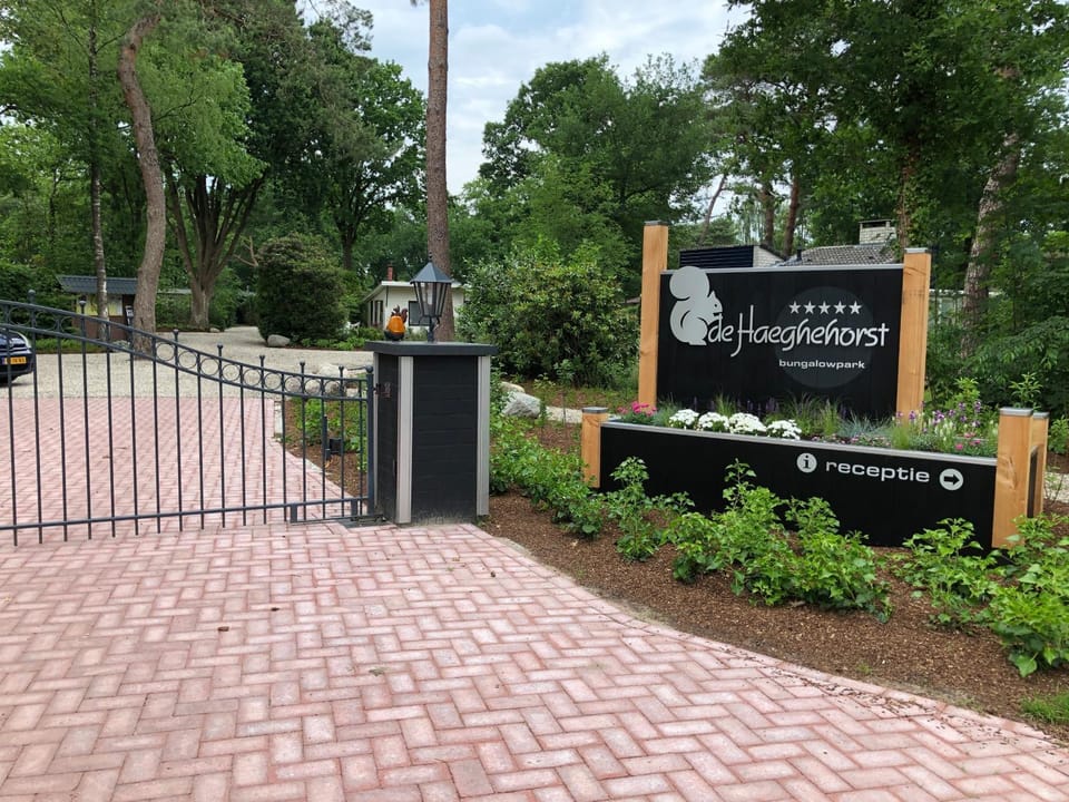Facade/entrance, Property logo or sign