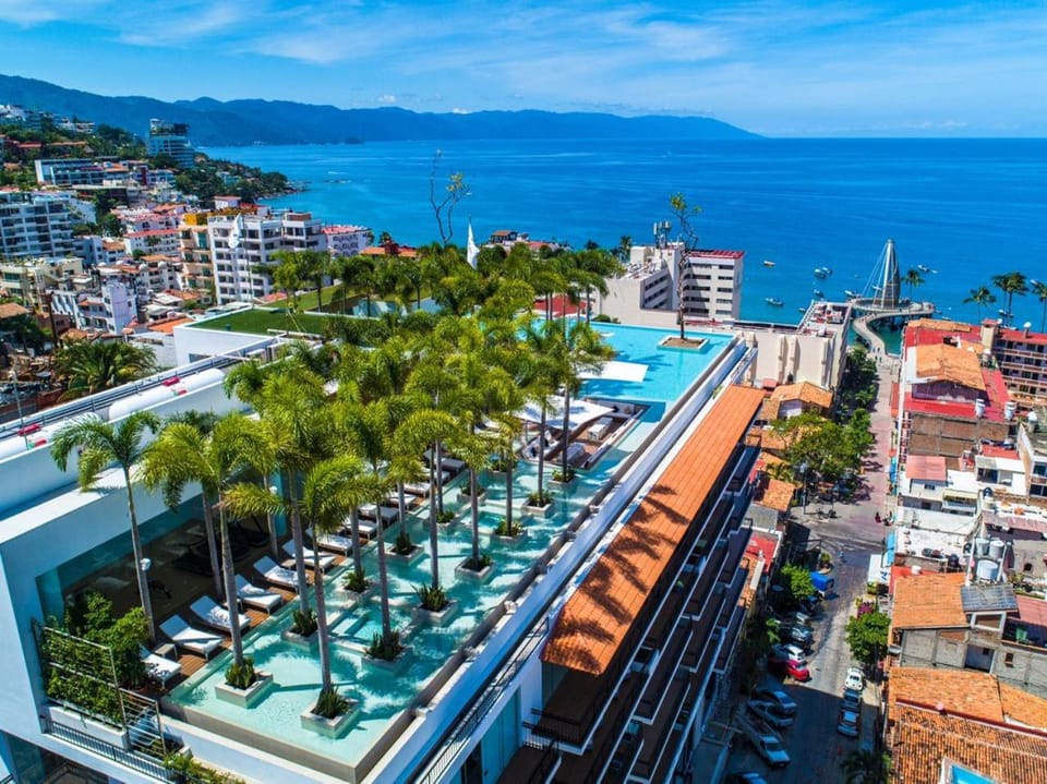 Property building, Beach, Beach, Swimming pool