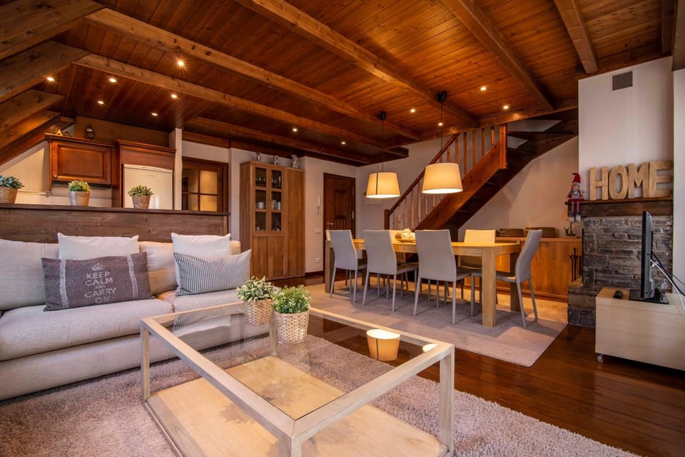 Living room, Lobby or reception, Dining area