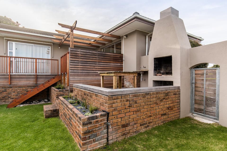 Property building, BBQ facilities, Garden