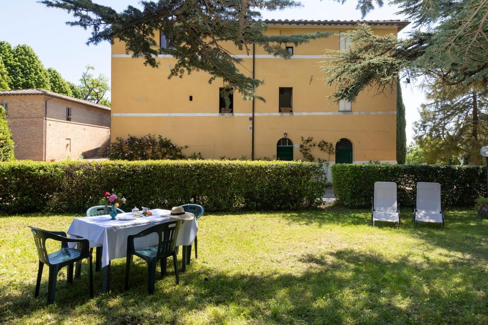 Borgo Villa Certano - Case Vacanza in Toscana Farm Stay in Tuscany